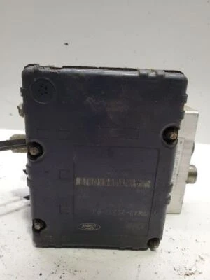 Lincoln LS 2000-2002, bomba de pieza de freno antibloqueo con tracción, N.º de parte: XW4Z-2C286-AA Foto 1 de 4