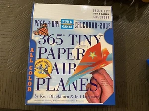 365 One A Day Tiny Paper Airplanes By Ken Blackburn & Jef Lammers - Picture 1 of 16
