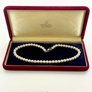 MIKIMOTO Akoya Pearl Necklace Strong luster White w/case from Japan Used - Picture 1 of 10