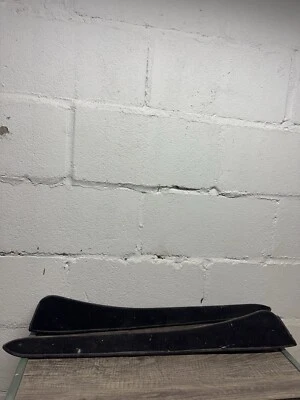 97-99 Mitsubishi 3000gt / Dodge Stealth Lower Door Kick Panel TRUE BLACK - Image 1 of 2