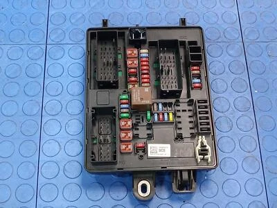 2014-2019 Cadillac CTS Body Wiring Harness Junction Block Genuine OEM 23134073 - Image 1 of 4