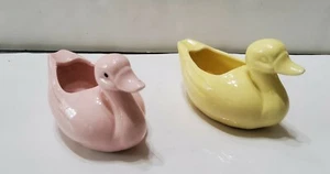 Ceramic Duck Ashtrays Tobacco Holder Painted Decoration 1960s Pink Yellow 4'' - Picture 1 of 5
