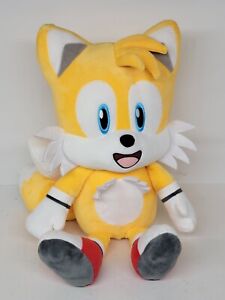 Sonic Tails Hug Me By: KidRobot - FAST SHIP - EUC - Clean & Working Condition