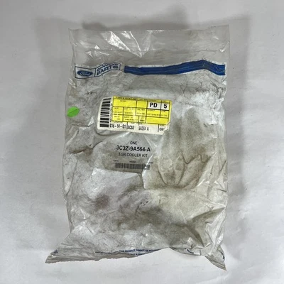 Подлинный Ford набор EGR кулер OEM деталь # 3C3Z-9A564-A новый из старых запасов, Бесплатная доставка - Изображение 1 из 4