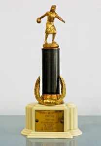 Vintage 1947 Dodge Trophy Johnny Weigelt's Bowling Bakelite Chicago Art Deco - Picture 1 of 4