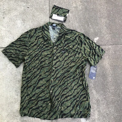 NUEVO CON ETIQUETAS Volcom Hombres Camisa Mediana Abotonada Suave Viscosa Emberton Verde Ejército Foto 1 de 4