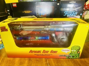 NEW 25” RARE Mars Attacks Atomic Ray Gun LIGHTS SOUNDS FOG Movie Alien Halloween - Picture 1 of 7