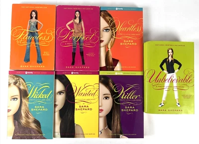 Pretty Little Liars Books  ~ Sara Shepard  Hardcover & Paperback Lot of 7 Foto 1 de 4