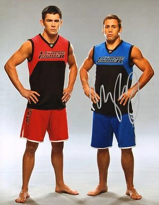 Фотография подписанная Урайхой Фабером UFC 11x14 The Ultimate Fighter с Домиником Крузом - Изображение 1 из 4