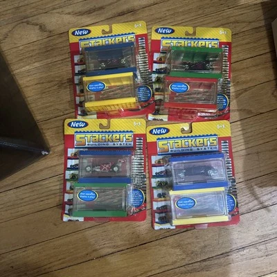 Paquete de 4-2 con 1 apiladores de coche sistema de construcción Racing Champions 2002 almacenamiento nuevo Foto 1 de 4