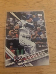 2017 Topps Update Cody Bellinger #US38 Rookie RC Los Angeles Dodgers - Picture 1 of 2