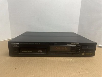 Vintage 80s Pioneer PD-M40 6 Disk CD Changer Player NO CARTS Untested Powers On - Image 1 of 4
