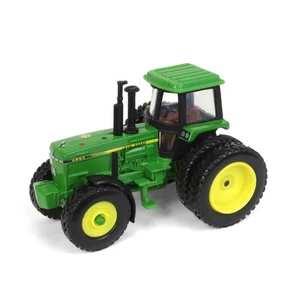 LP79671 1/64 Trattore John Deere 4850 Con Logo FFA Di ERTL 45819 - Foto 1 di 6