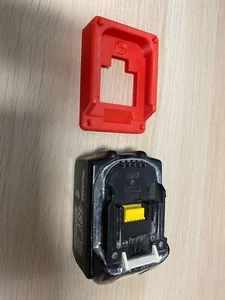 2x MAKITA 18V BATTERY MOUNTS/HOLDER/STORAGE - Picture 1 of 4