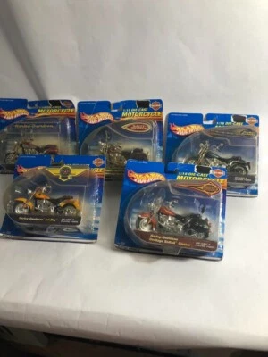 HotWheels 1:18 Die-Cast Motorcycles, Set of 5 Harley Davidsons! - Image 1 of 4