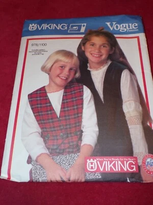 🌹VOGUE VIKING #978/1100 - GIRLS SPLIT SKIRT - PANTS w/DETACH BIB PATTERN 4-8 FF - Image 1 of 2