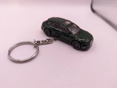 2017 AUDI RS Avant Dark Green Keychain Keyring Brand New Rare — 第 1/4 张图片