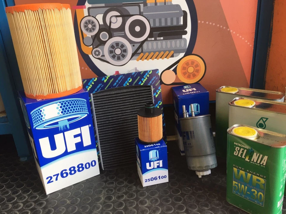 KIT TAGLIANDO FIAT BRAVO 1.6 MJT MULTIJET 4 FILTRI UFI 5 LT SELENIA WR 5W30