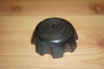 2003 Suzuki RM100 RM 100 tampa do tanque de combustível gasolina K5104-81124 - Imagem 1 de 4