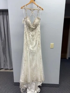 $2545 Ivory Beaded Tulle Wedding Dress Size 10 with defects - Picture 1 of 13