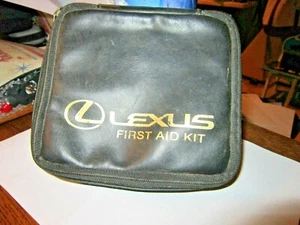 ~~Lexus First Aid Kit OEM~~1998-2002 Vintage~~ - Foto 1 di 5