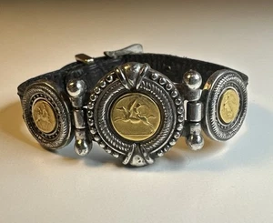 Bracciale Brighton 1995 pelle nera Pegaso 3 dischi fibbia moneta tono oro argento - Foto 1 di 8