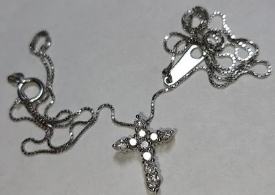 Collar cruz diamante natural platino macizo 0,30 quilates 2,81 gramos 15,66" Foto 1 de 4