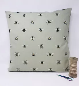 Sophie Allport Light Green Bee Cushion Cover. Sizes from 12" to 20" - Picture 1 of 11