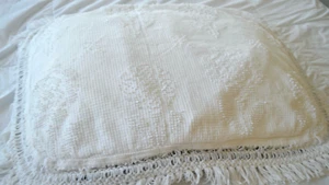 VTG JC PENNEY WHITE CHENILLE PILLOW SHAM FRINGE Floral PILGRIM PRIDE STANDARD - Picture 1 of 5