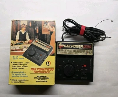 Controlador de tren modelo paquete de energía MRC Railpower Rail Power 1200 Foto 1 de 4