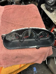 2005-2007 saturn ion A/T instrument cluster 175K 10373952 OEM 2006 - Picture 1 of 6