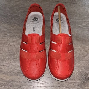 Women's Clarks Slip-On Shoes Soft Cushion Cloudsteppers Size 8.5M Leather - Picture 1 of 8