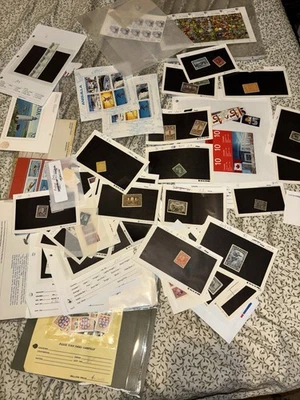 Friday Night Stamp Auction Many Canada Classics And Other Worldwide See 4 Photos - Image 1 of 4