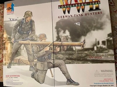 2001 Dragon Models WWII Konigsberg Scale German Tank Hunters "Klein & Gross - Image 1 of 4
