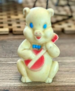Vintage 1960s Baby World Pig with Banjo Squeeze Toy 4.5" - Picture 1 of 3
