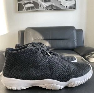 Air Jordan Future Low Black White Oreo Style 718948-002 | Size Men 10.5 - Picture 1 of 8