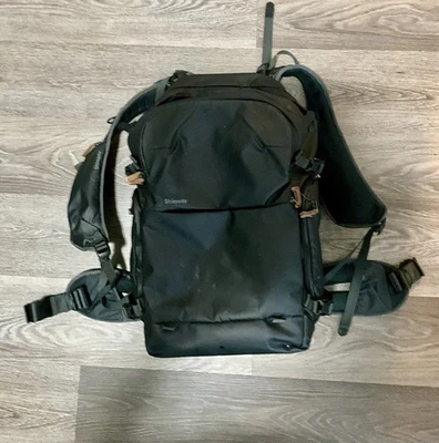 Mochila para cámara resistente al agua Shimoda Explore V2 35 unidad central no incluida Foto 1 de 3