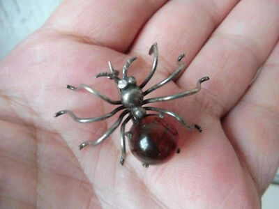 Bella Vecchia Spilla A Forma Di Ragno, 835 Argento Con Ambra - Immagine 1 di 4