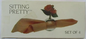 TWO'S COMPANY SITTING PRETTY HAND BLOWN GLASS VASE NAPKIN RINGS SET OF 4 - Picture 1 of 3