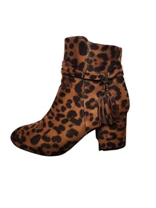 Refresh Leopard Faux Suede Booties Size 9 - Picture 1 of 7