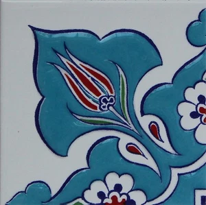 Margarita de cerámica turquesa 4""x4"" elevado margarita y patrón de tulipán azulejo esquina borde - Imagen 1 de 2