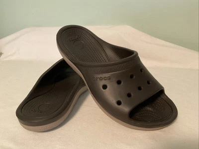 Sandalias Crocs Clásicas Deslizables Marrón Sin Cordones Unisex Hombre Talla 7 Mujer Talla 9 Usadas en Excelente Condición Foto 1 de 4