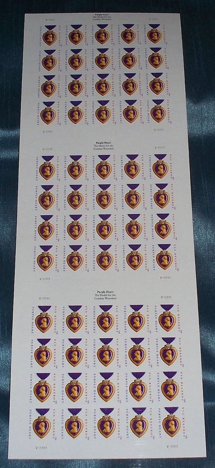 US 2011 - Purple Heart Press Sheet - Forever rate - Sc 4529, Unused MNH - Image 1 of 1