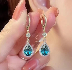 Women Gold Luxury Crystal Water Drop Teardrop CZ LeverBack Hoop Earrings PE65 - Picture 1 of 8