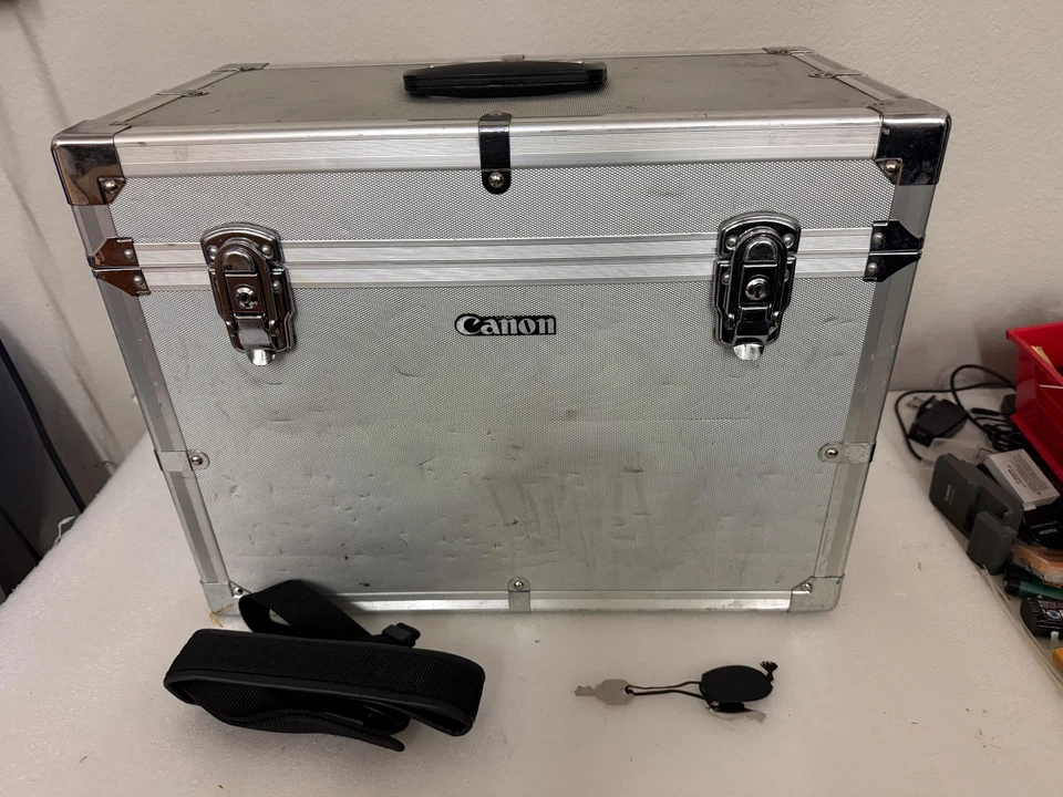 Canon HC-3000 камеры Gear алюминиевый жесткий чехол большой для 3CCD XL 1 камеры - Изображение 1 из 4