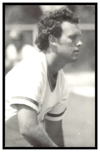 Joe Price (1980) Cincinnati Reds Vintage Baseball Postcard Rd9 - Picture 1 of 2