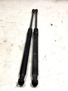 TOYOTA YARIS 2014 MK3 HECKKLAPPE GASFEDER STÜTZE STÄNDER im PAAR /2011-17 - Bild 1 von 8