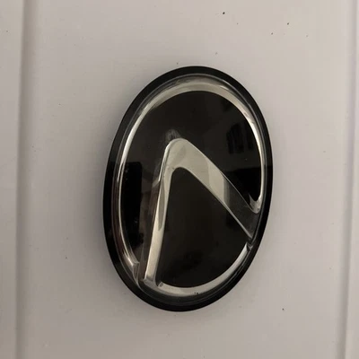 Lexus Front Grille Emblem IS250 IS350 GS350 RX350 ES350 RX450h IS200t 2013-2018 - Image 1 of 2