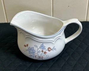 Cordella collection Stoneware Japan Gravy Pitcher Bluet Floral Print - Picture 1 of 9