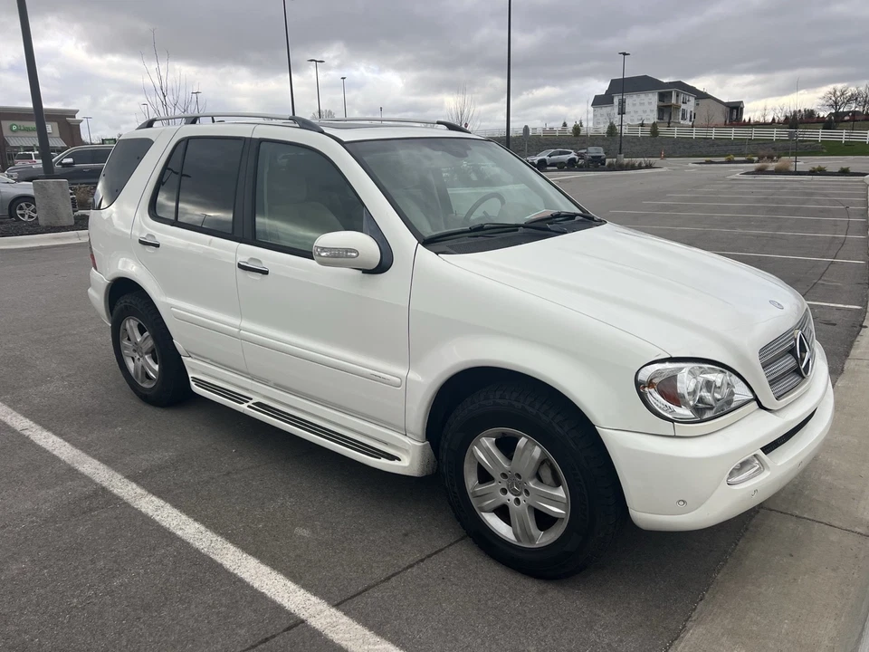 Mercedes-Benz Clase M 500 2005 Foto 1 de 4